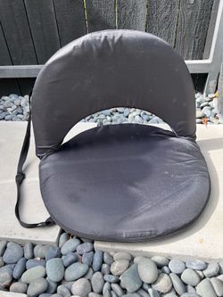 2x Picnic Time portable recliner seats