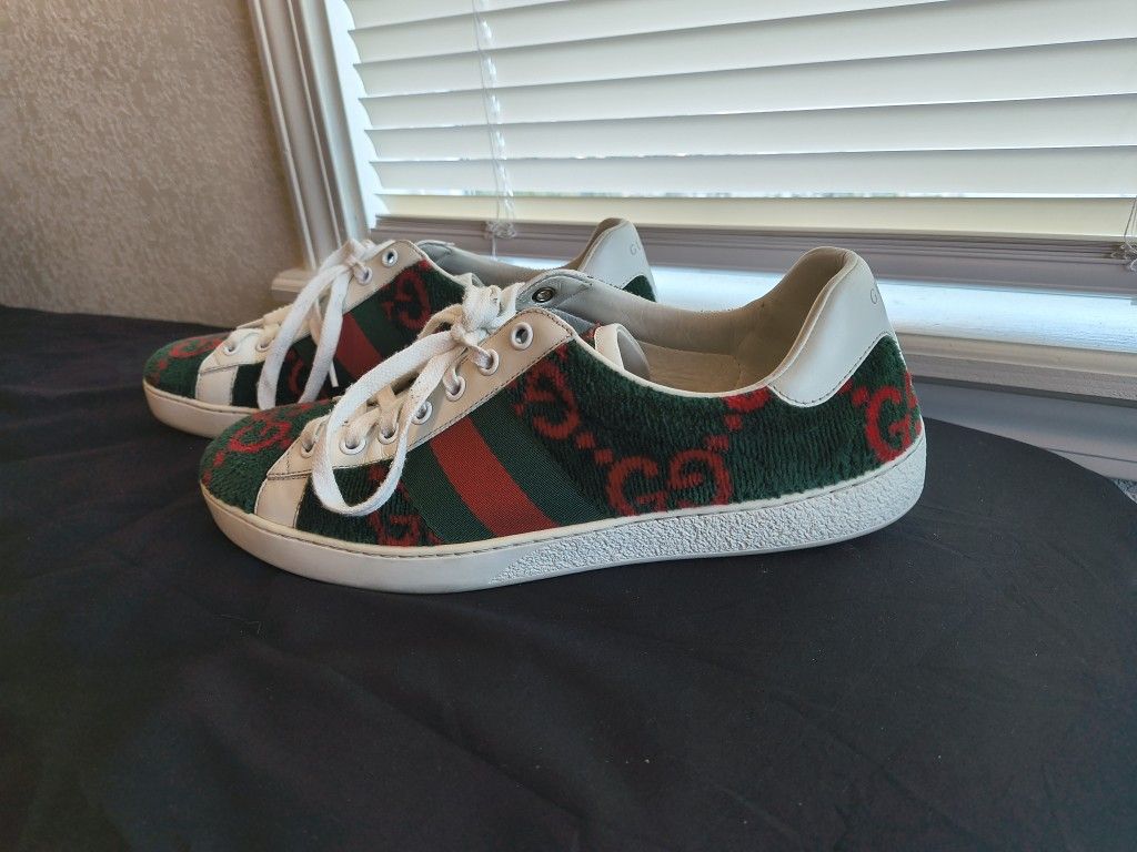 Authentic Gucci Shoes