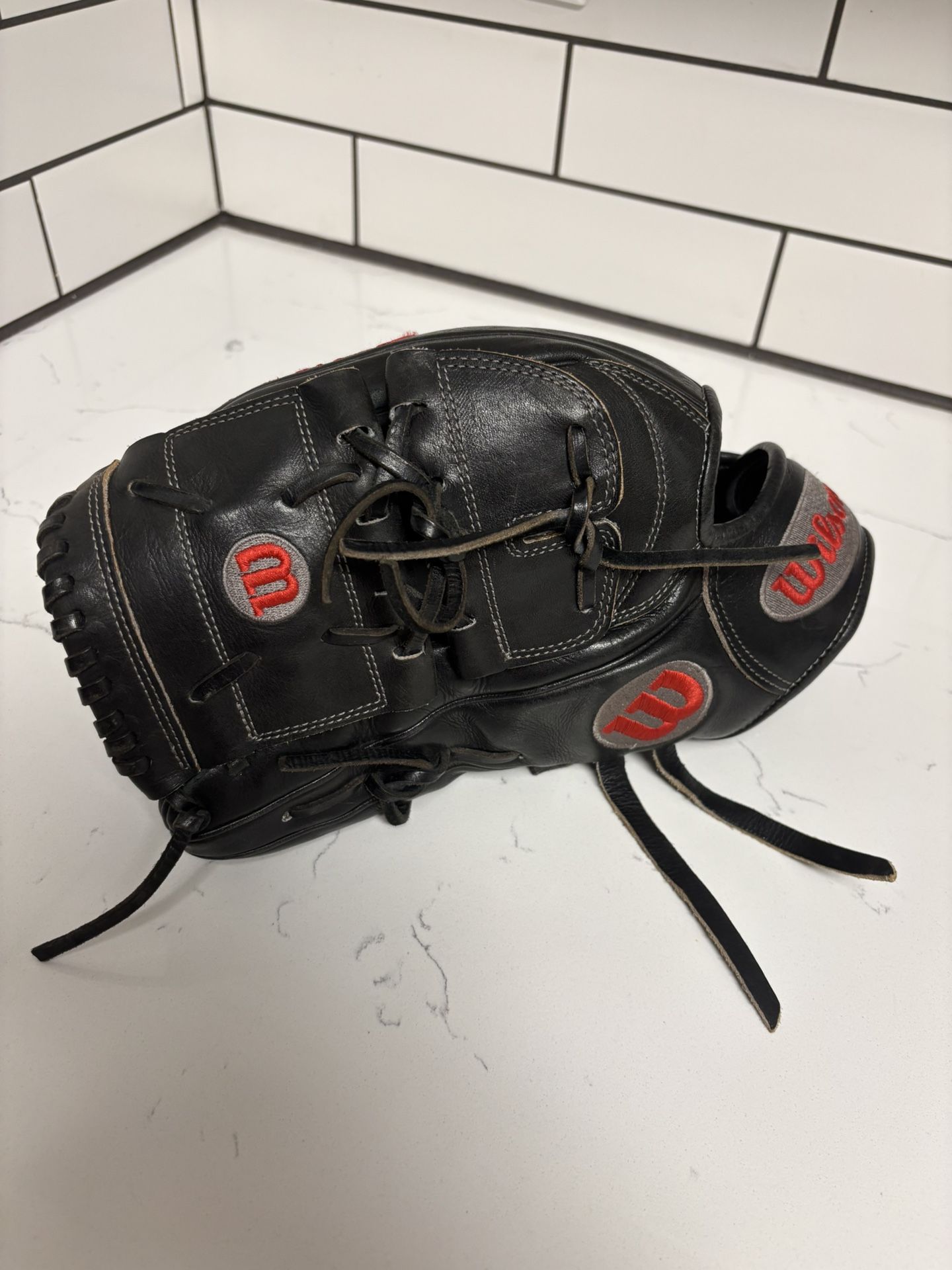 Wilson A2000 Lefty Black Baseball Glove 12.5 (b125) –Used, Great Condition–pro stock