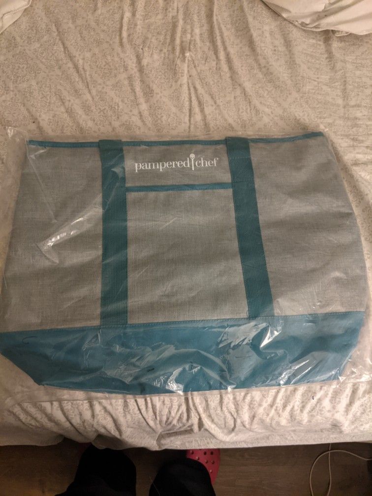 Pampered Chef Tote Bag - New Never Opened