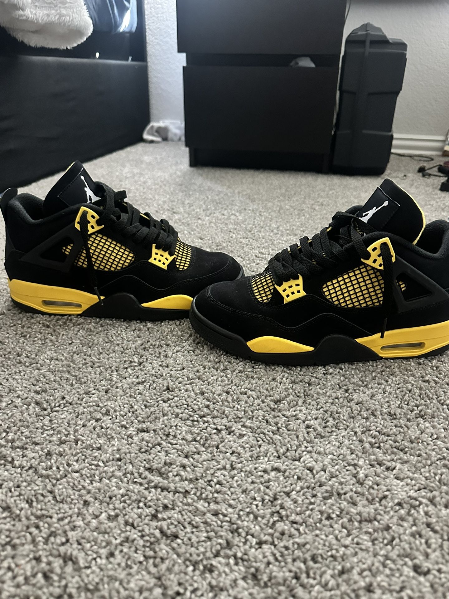 Jordan 4s Yellow Thunder Size 8.5 ( Check Description),All Products : American Fashion Style Bags On Sale
