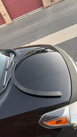 2025. Tesla model Y Finders, flair