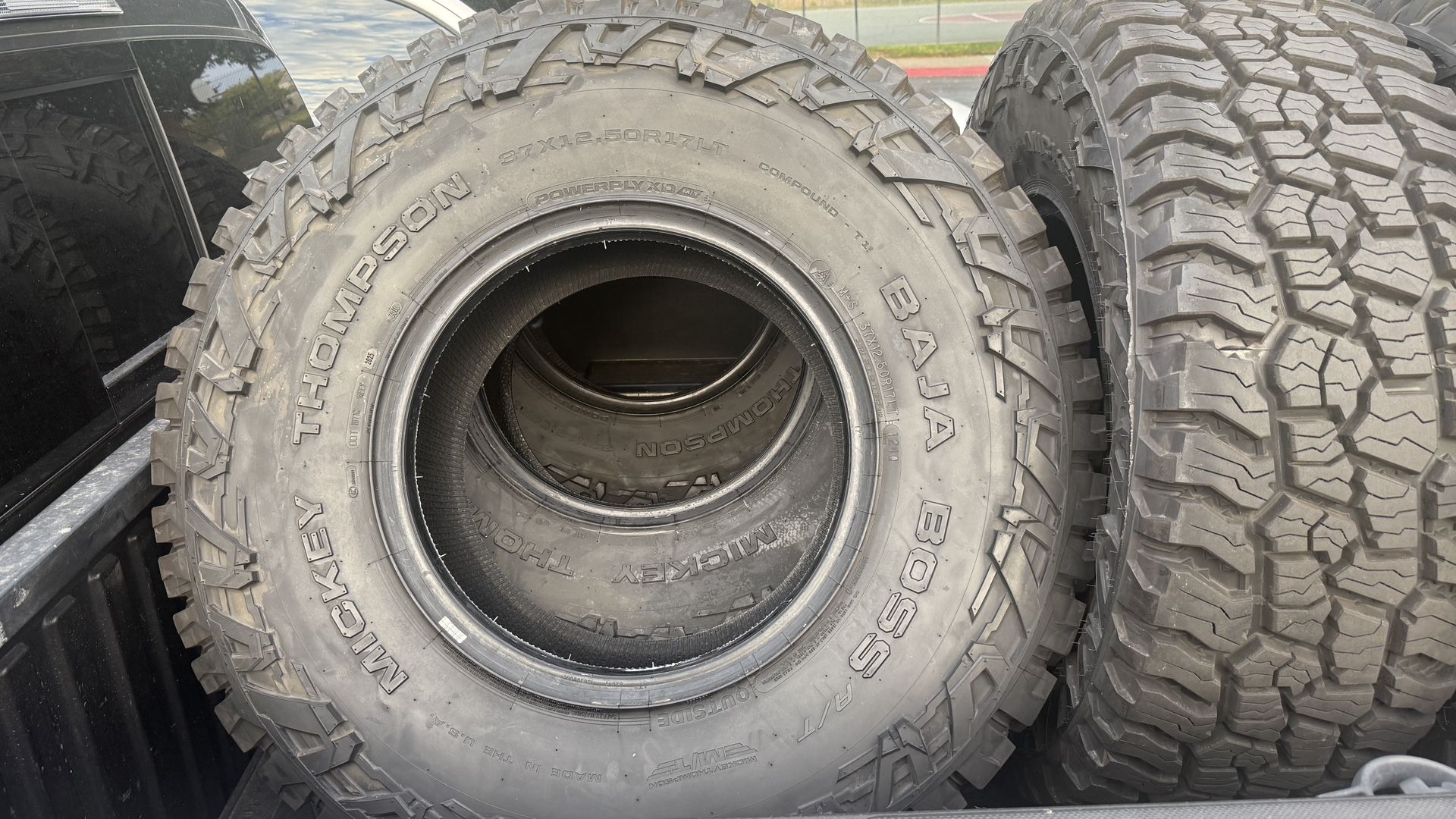5 Mickey Thompson Baja Boss AT