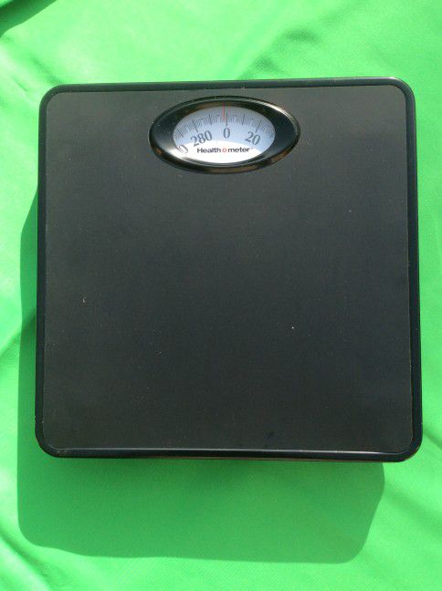 Compact Rotating-Dial Scale