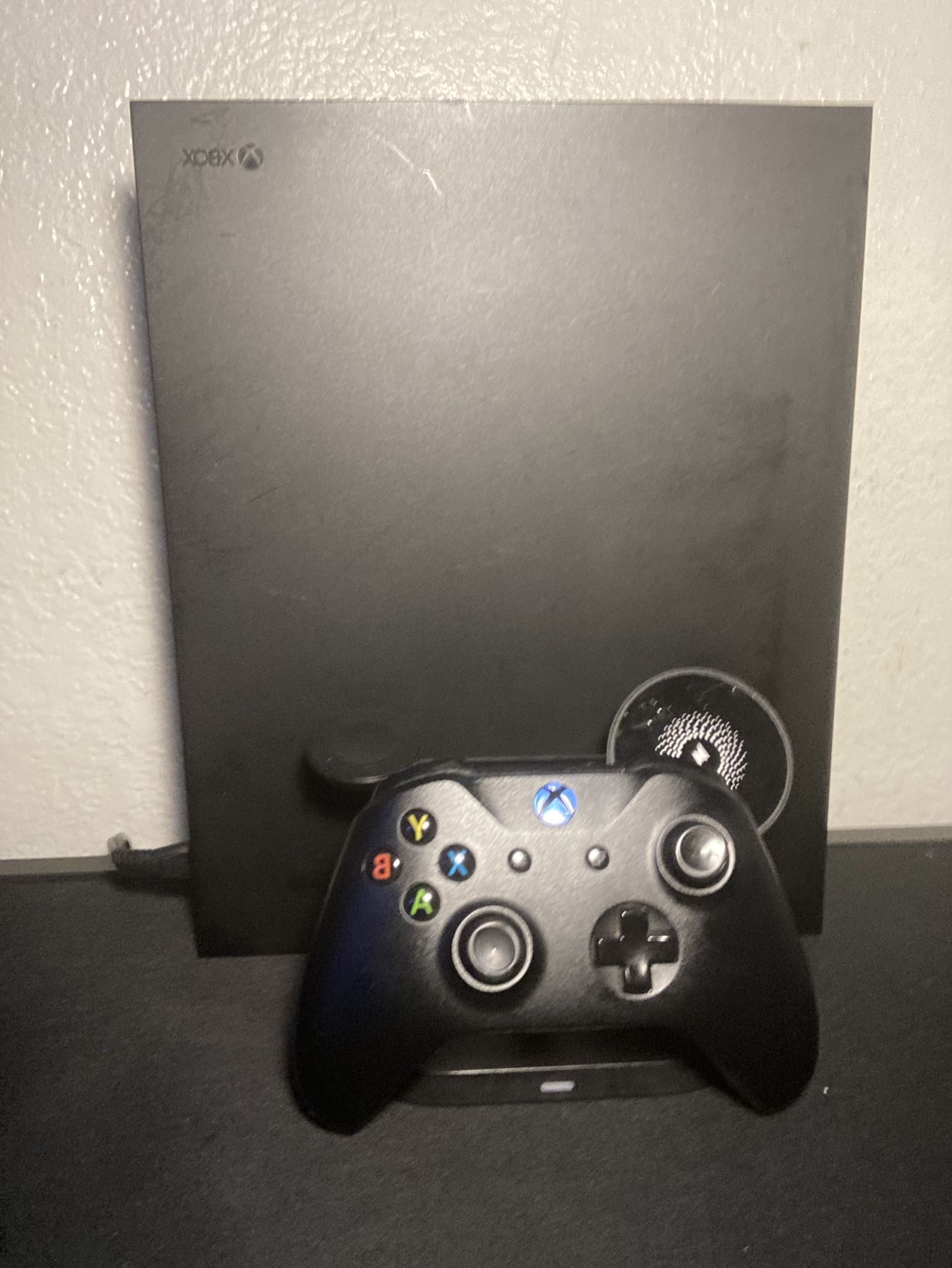 Xbox One X 1Tb