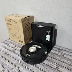 shark detect pro self-empty robot vacuum with base dp2