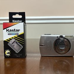 Canon Powershot SD500 Digital Elph Camera 7.1 MP Silver Battery & Charger
