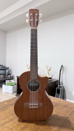 Cordoba Tenor Ukulele with Cutaway