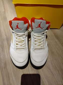 Nike Air Jordan 5 Retro "Fire Red"