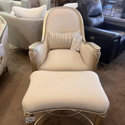 Michael AMINI(AICO) Champagne&Cherry Caramel Accent Chair