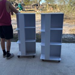 2 rolling shelf’s 