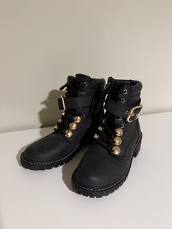 Women boots 8