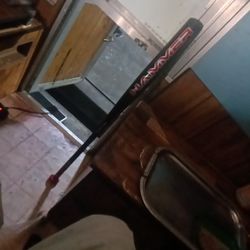 is an Easton Hammer SL3 baseball bat. 