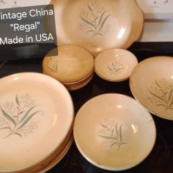 1950’s Botanical Homer Laughlin Alliance China Plate “Regal" Platinum Vintage.