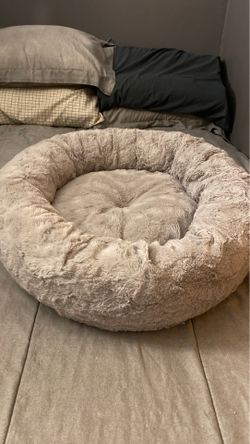 Fluffy Gray Pet Bed