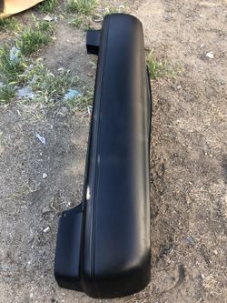 Toyota Camry Rear Bumper 2000-2001