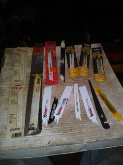 SEVERAL METAL SAWZALL BLADES MOSTLY NEW ONES