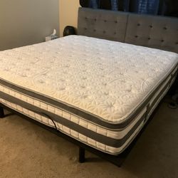 King size adjustable base and detached headboard 