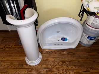 Pedestal sink-brand new no box