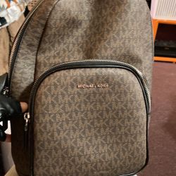 Michael Kors Sling Bag