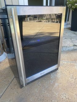 Magic Chef- Wine Fridge