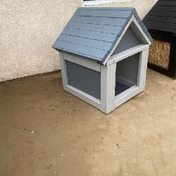 Dog Houses 