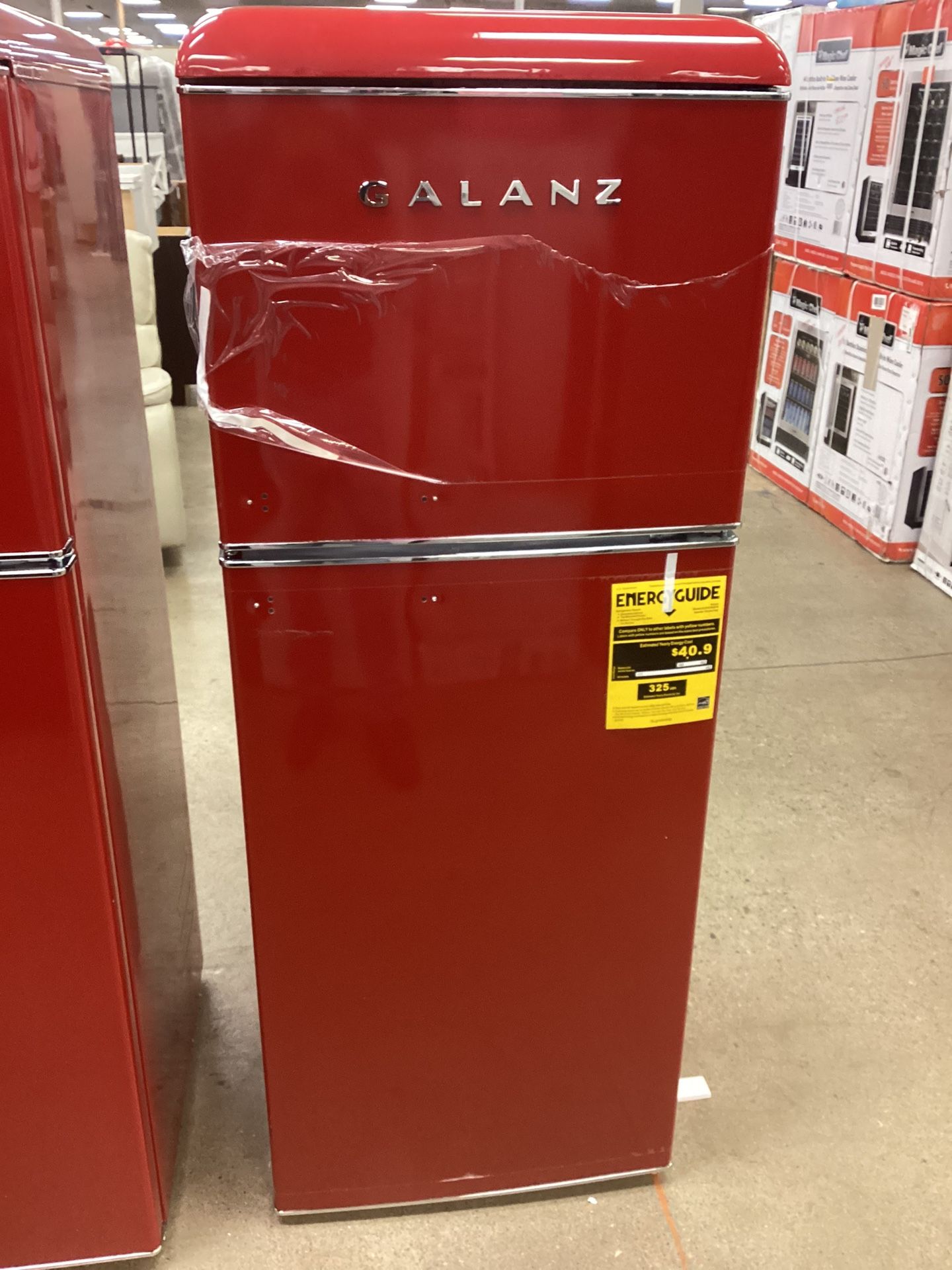 Galanz Refrigerator New Scratch And Dent 