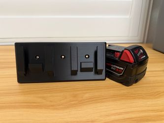 3D Printed Milwaukee M18 Battery Holder