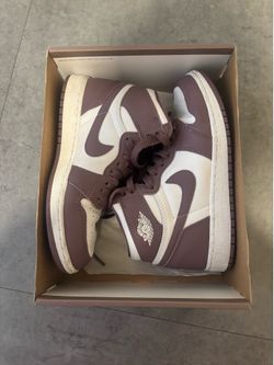 Nike air Jordan mauve