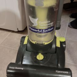 Kenmore Vacuum Cleaner