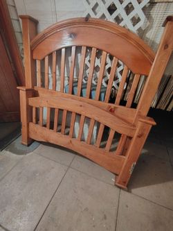 Queen Size Frame/Headboard