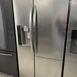 LG Side By Side In Stainless Steel With Food Showcase Used