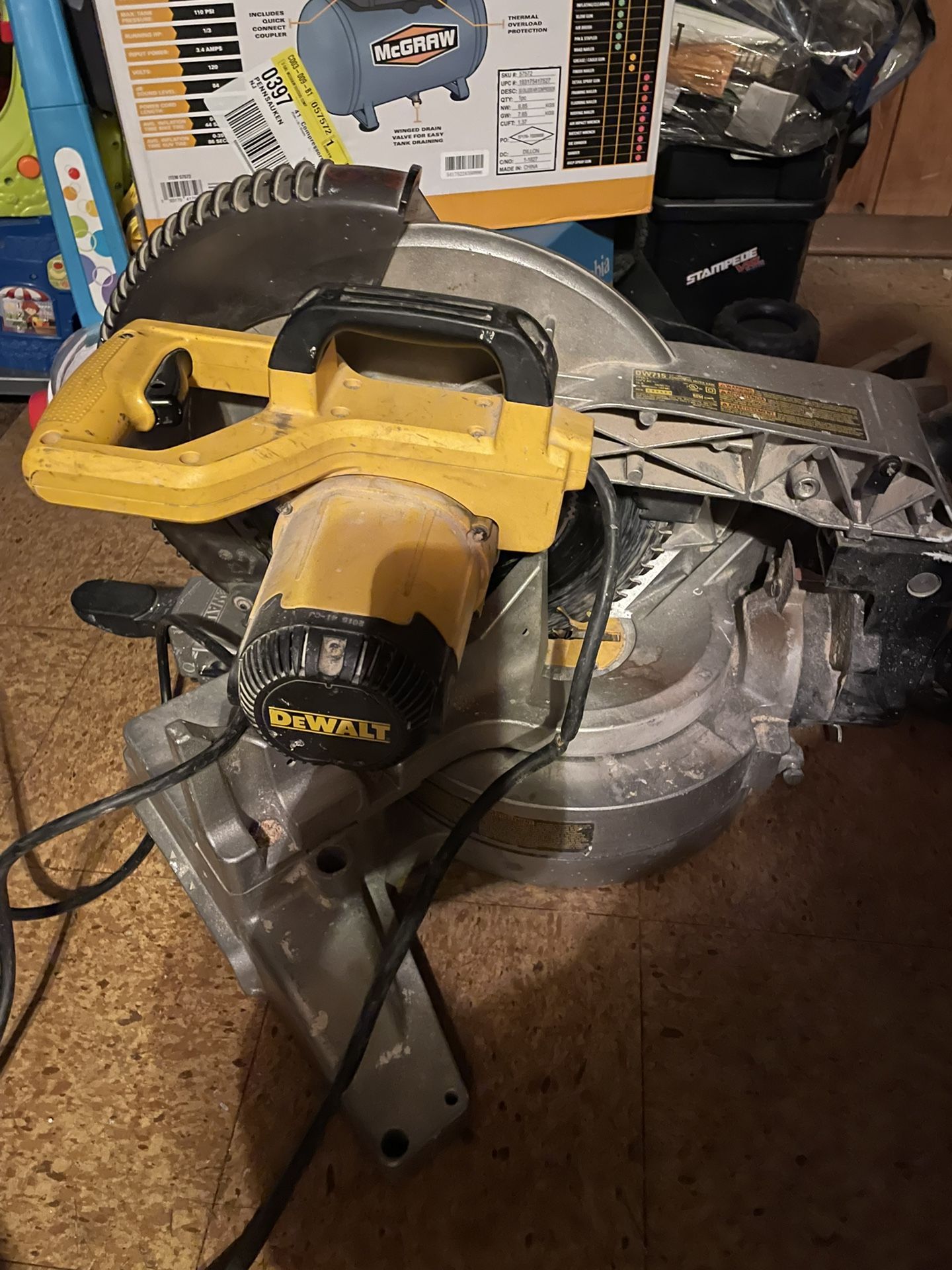 DEWALT SAW….