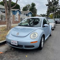 2010 Volkswagen New Beetle