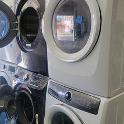 Electrolux Washer Machine And Dryer 