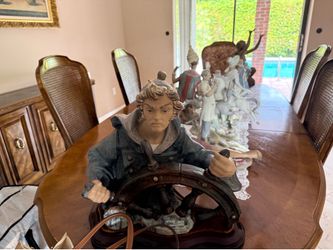 Large Collection of Lladró & Fine Porcelain Figurines – Estate Sale