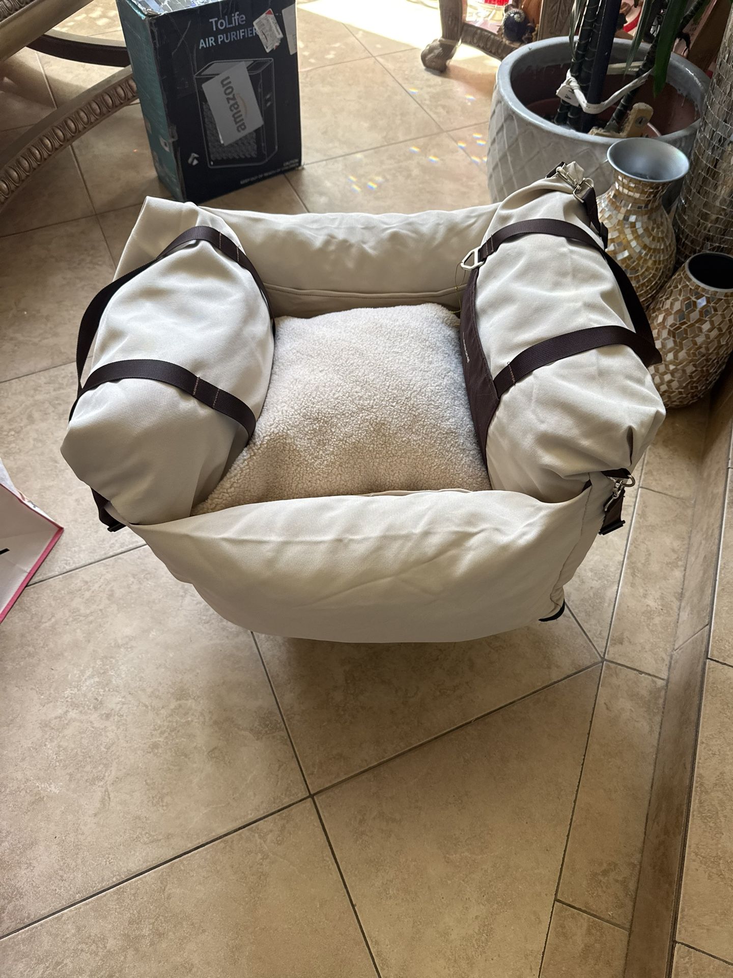 Lesure. Portable Dog Beg With Carrying Straps