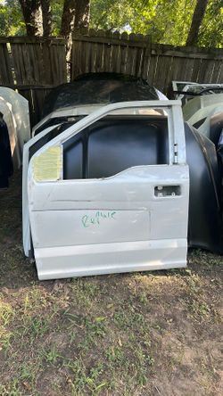2015-20 ford f150 front left door driverside