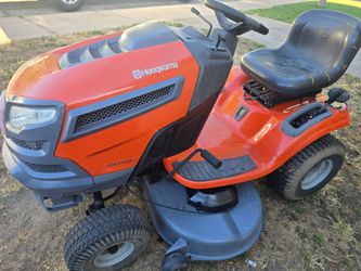 Riding lawnmower Husqvarna Yth21k46 low hours