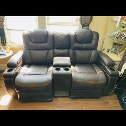 Leather recliners 