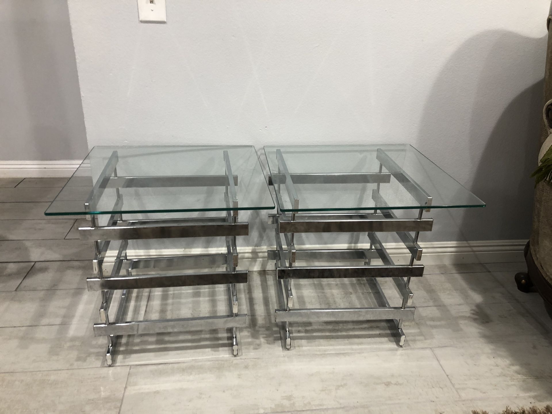 Two Silver Chrome Glass Dining Room Side Tables Very Compact and Light Weight 20x21