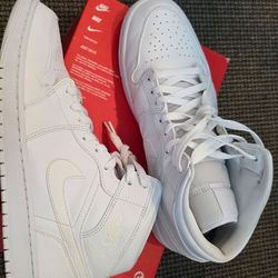 Air Jordan 1 Mid "Triple White" Men Size 12