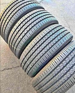 265-50-20 4tires Bridgestone Con Excelente calidad Las 4