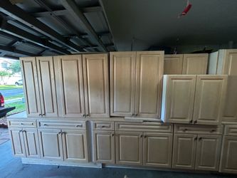 Elegant Large kitchen cabinet. Made in Brazil