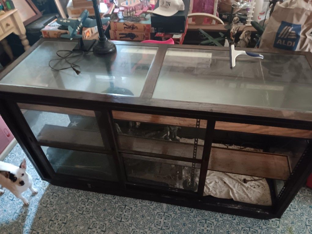Vintage Dark brown Wood Showcase