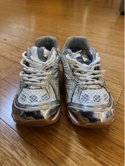 Bottega Veneta Orbit Sneakers