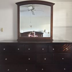 Full-size Bedroom Set 