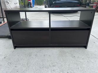 Small tv stand/ entertainment center
