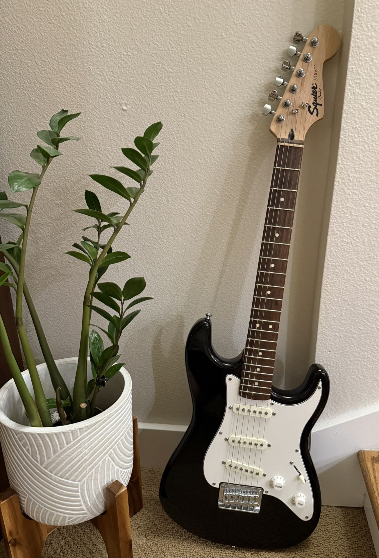 Fender Squier 3/4 Size Kids Mini Electric Guitar