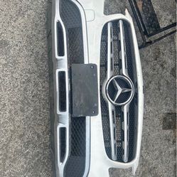 2018-20 MERCEDES GLA 250 FRONT BUMPER COVER